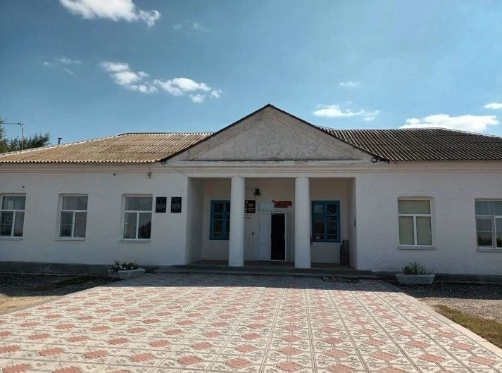 МКОУ "Сарпинская СОШ имени Э.Т.Деликова" — канал в мессенджере MAX