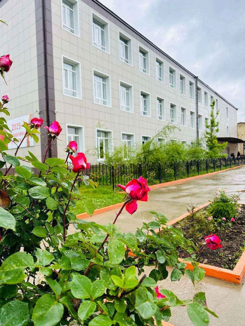 МКОУ "Дылымский лицей им.И.Гаджиева"