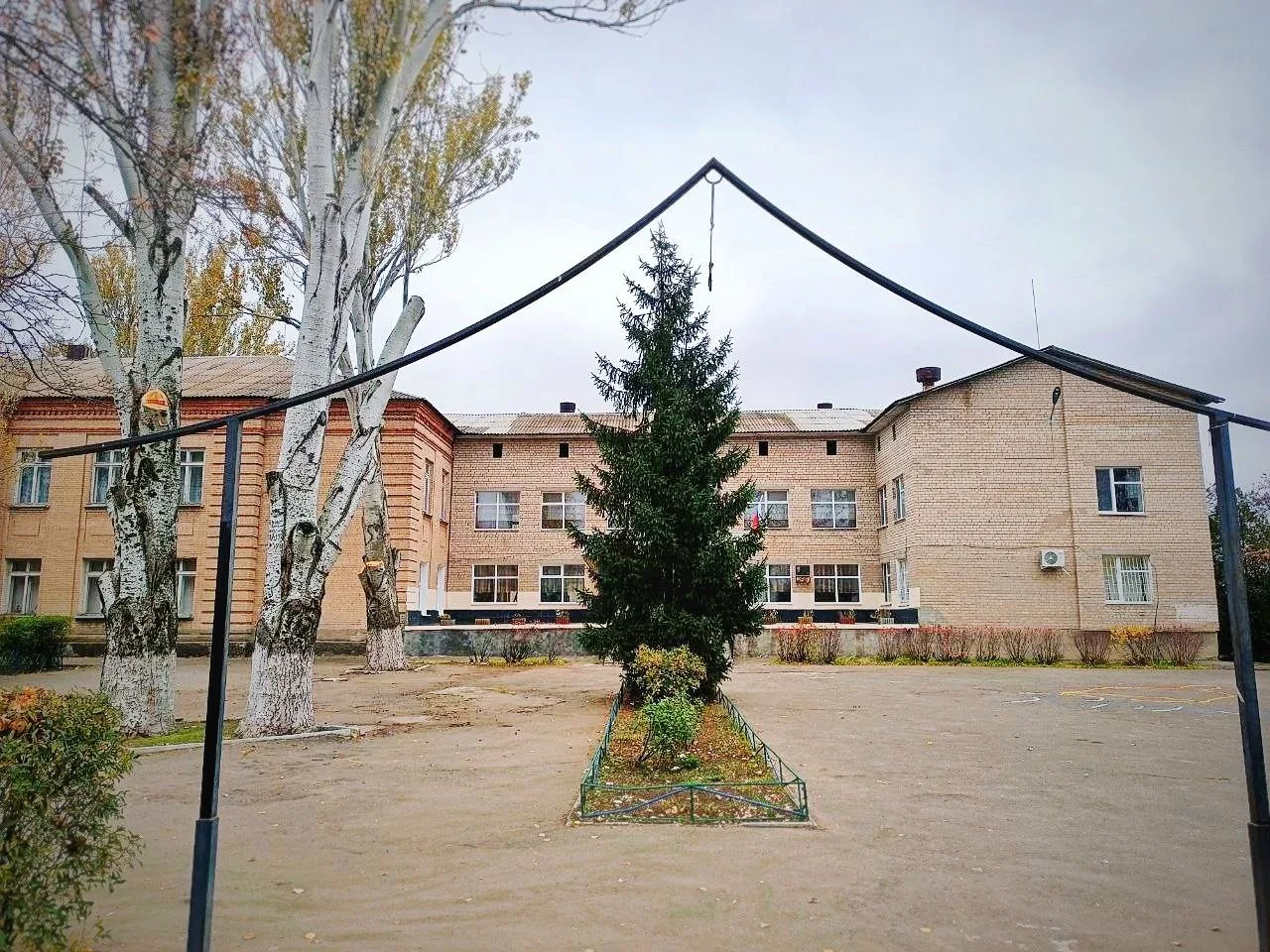 ГБУ ОО ЗО "Мирненская СОШ №6" г.о. Мелитополь