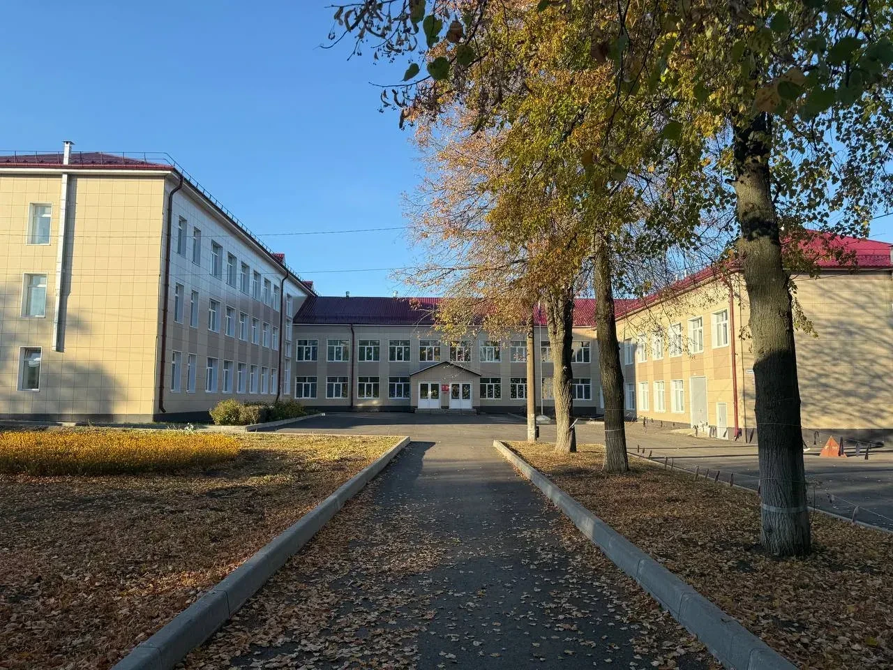 МБОУ "Средняя общеобразовательная школа №3" Алатырского муниципального округа Чувашской Республики