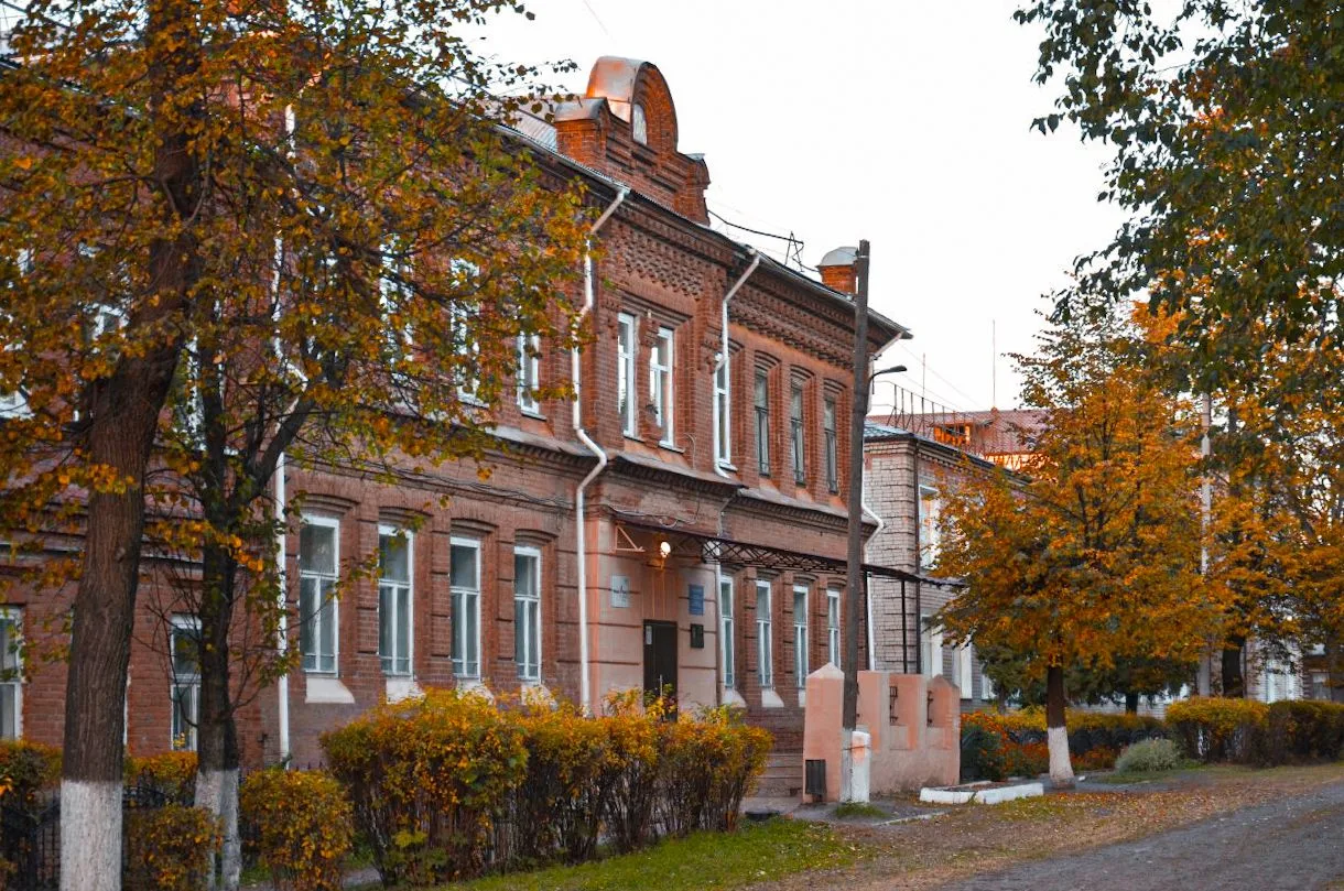 КОГОБУ СШ с УИОП г.Яранска