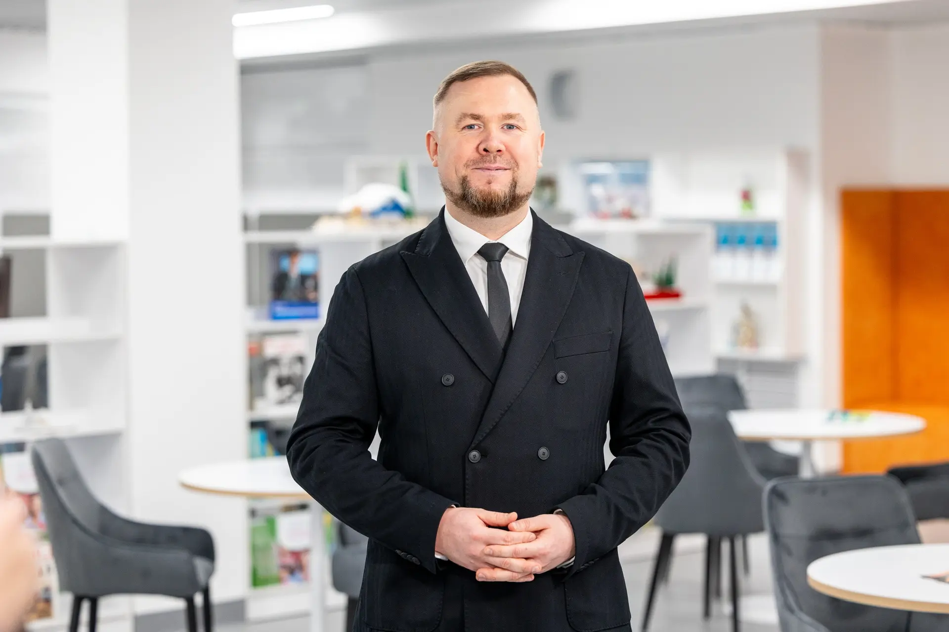 Дмитрий Плужников — канал в мессенджере MAX