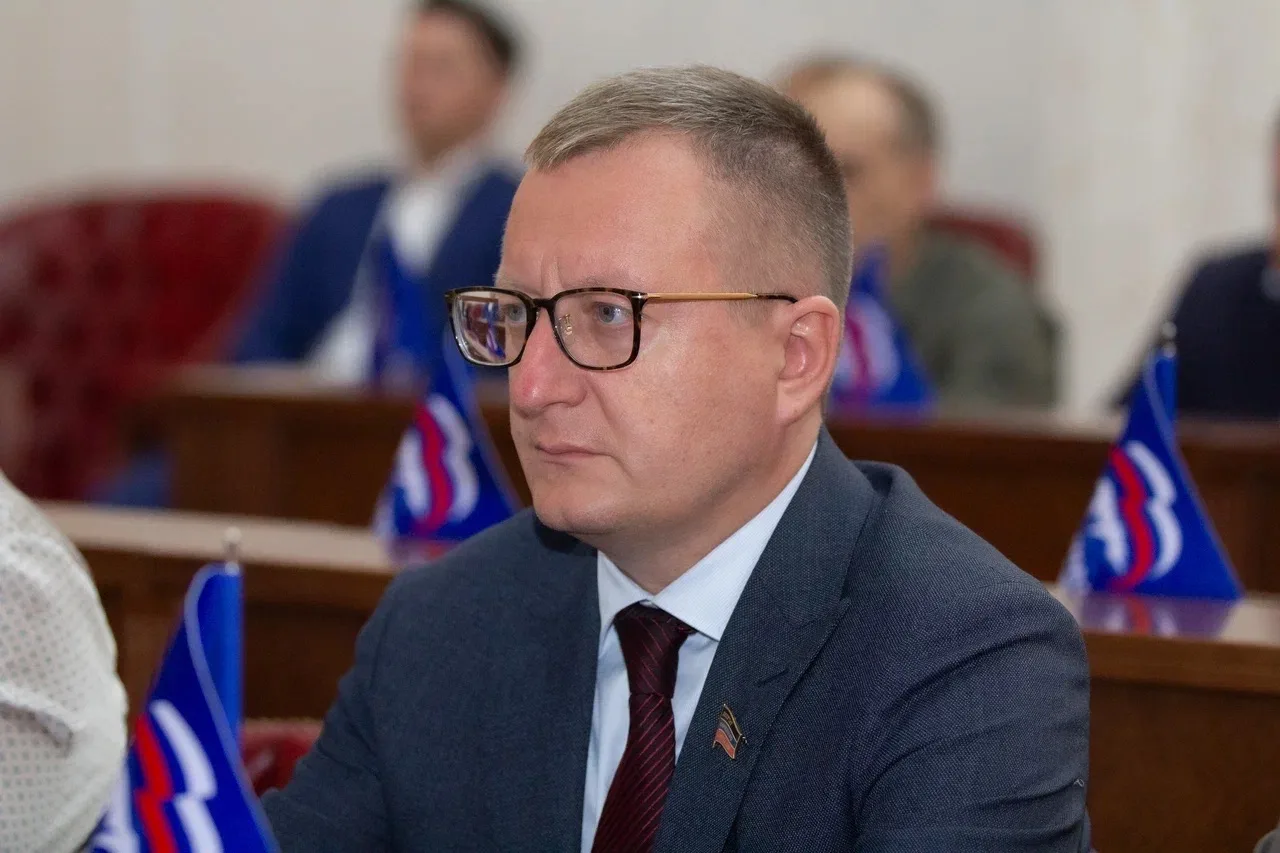 Депутат Николаенко — канал в мессенджере MAX