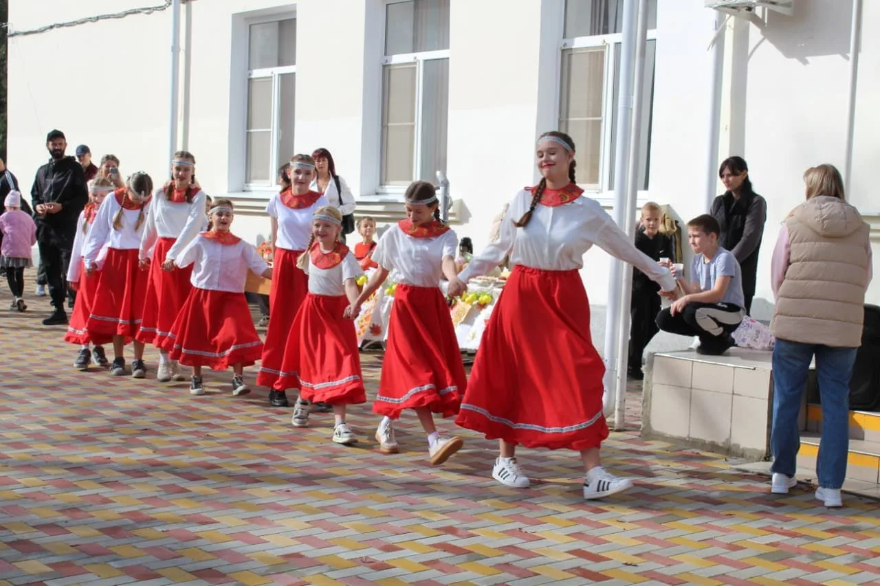 МБОУ СОШ #46 пгт Черноморского МО Северский район