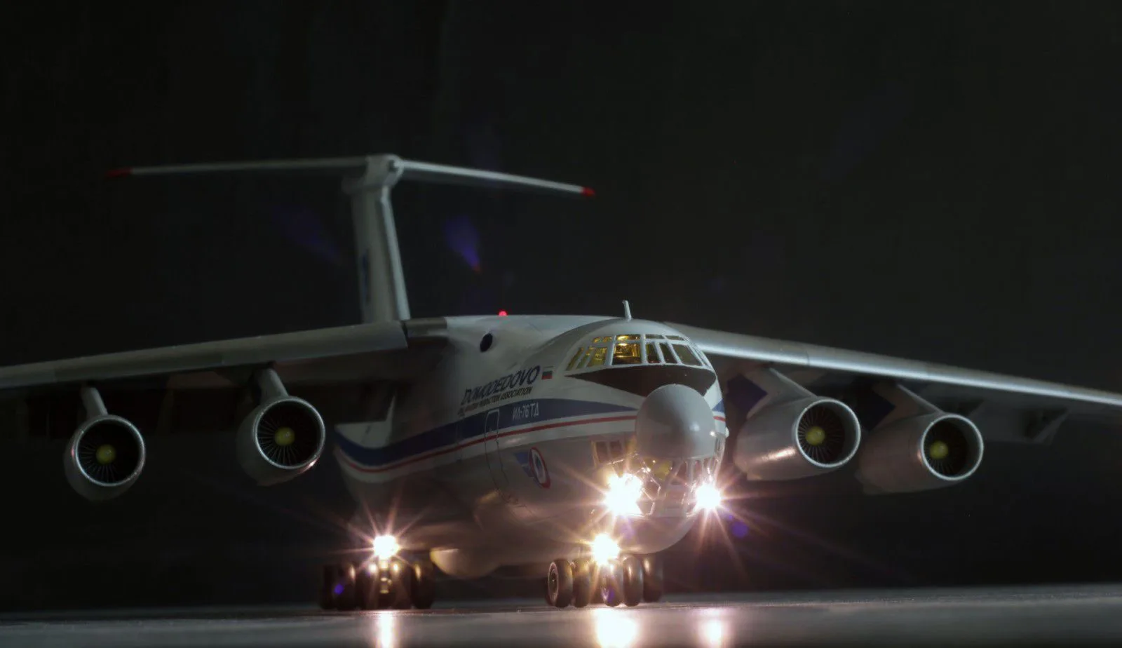 Vovik933  масштабные модели самолетов — канал в мессенджере MAX