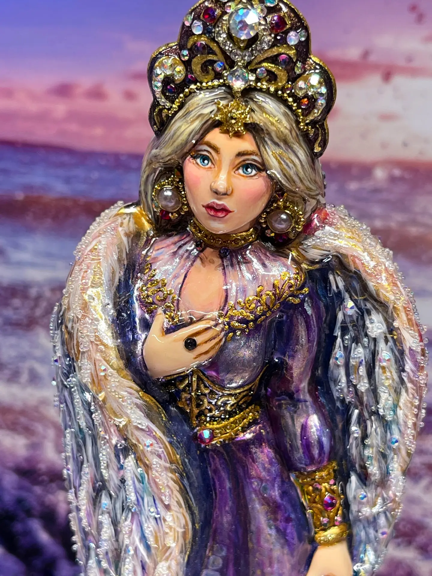 SILMAIREL 👑 Ювелирные ёлочные игрушки ✦ Авторская роспись ✦ Художник — канал в мессенджере MAX