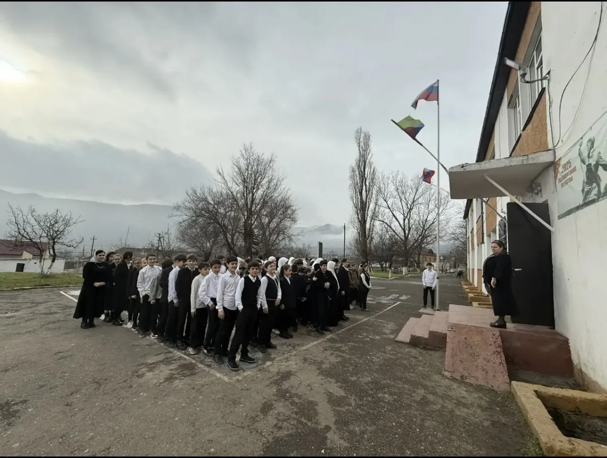 МБОУ « Агачаульская  СОШ им.майора полиции Габилова Габила»