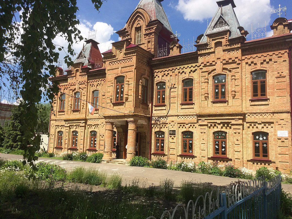 МБОУ Устьуренская СШ им Н.Г.Варакина