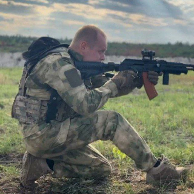 Военкор Евгений Линин — канал в мессенджере MAX