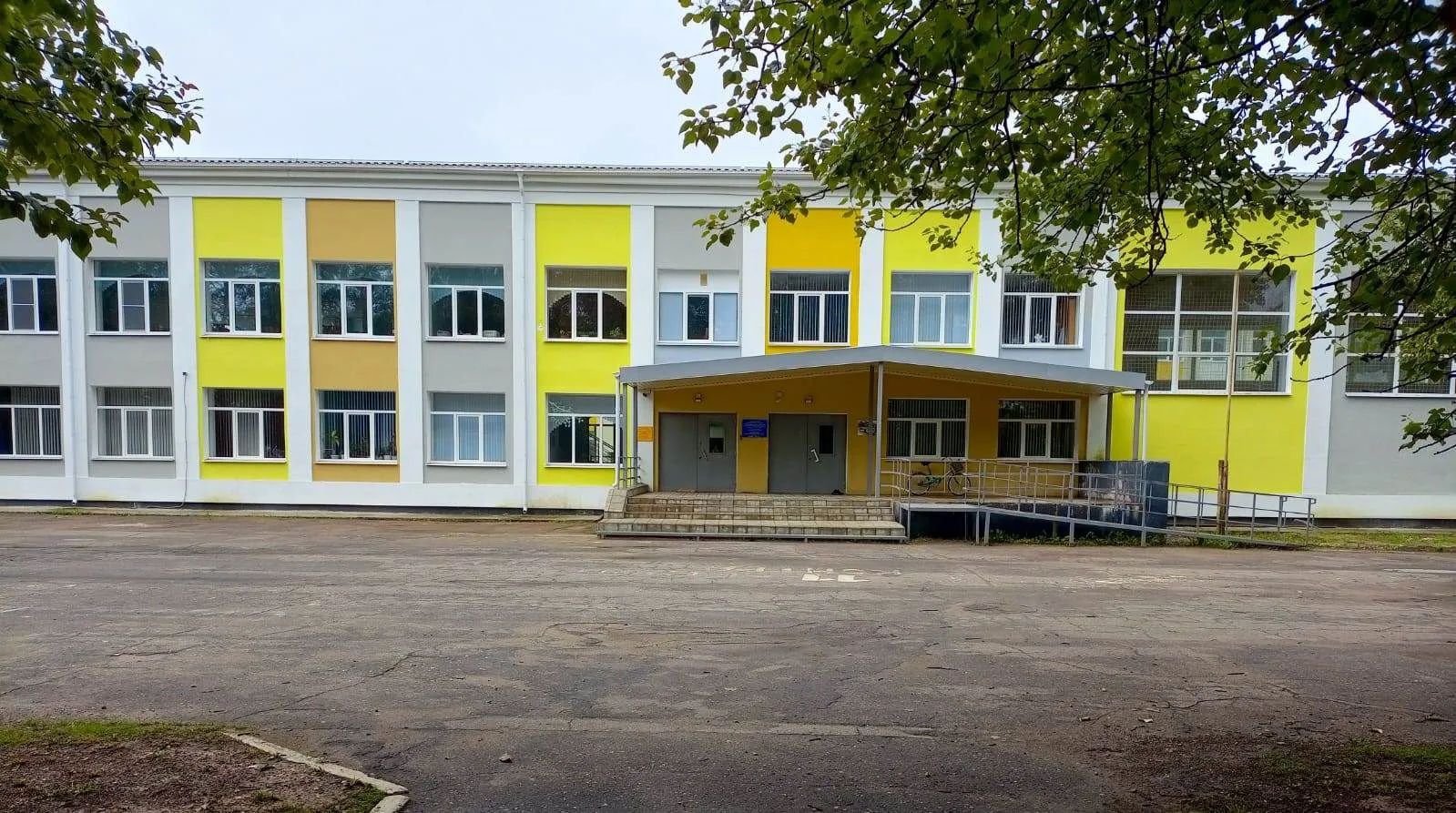 Демянская средняя школа