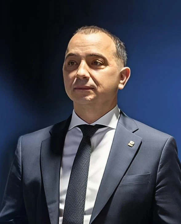 Владимир Жданов