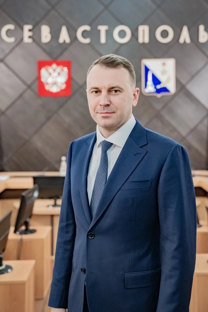 Денис Профатилов — канал в мессенджере MAX