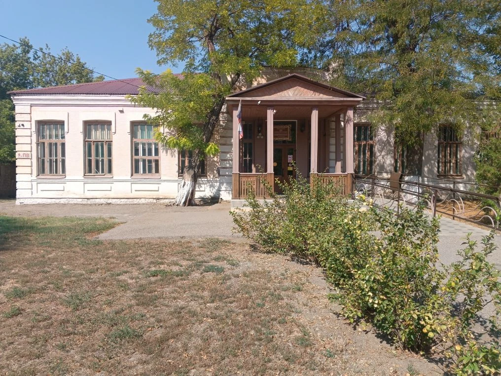 Зеленокумская ДХШ