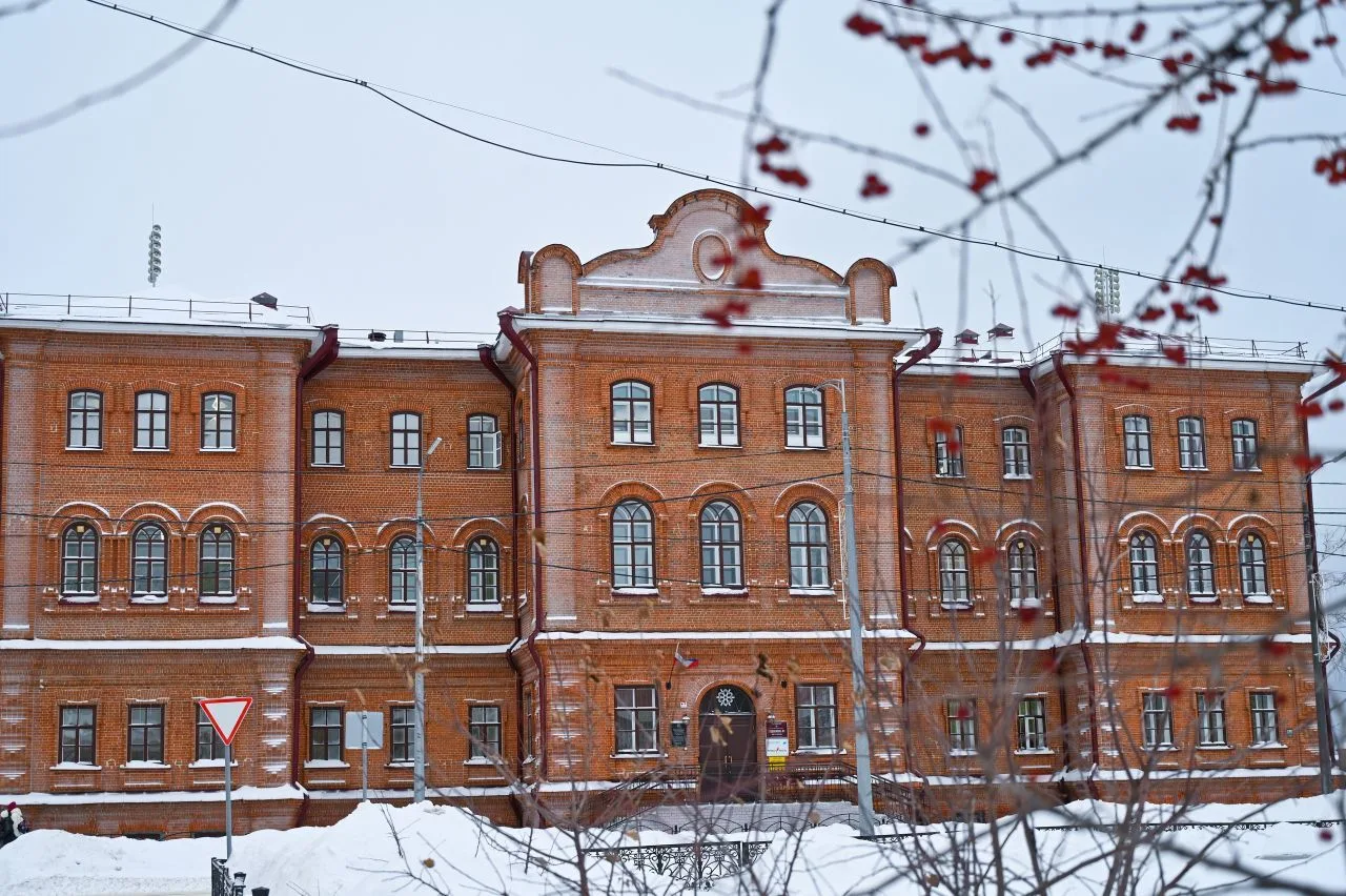 МАОУ "СШ 1 им. И. П. Кытманова" г. Енисейск