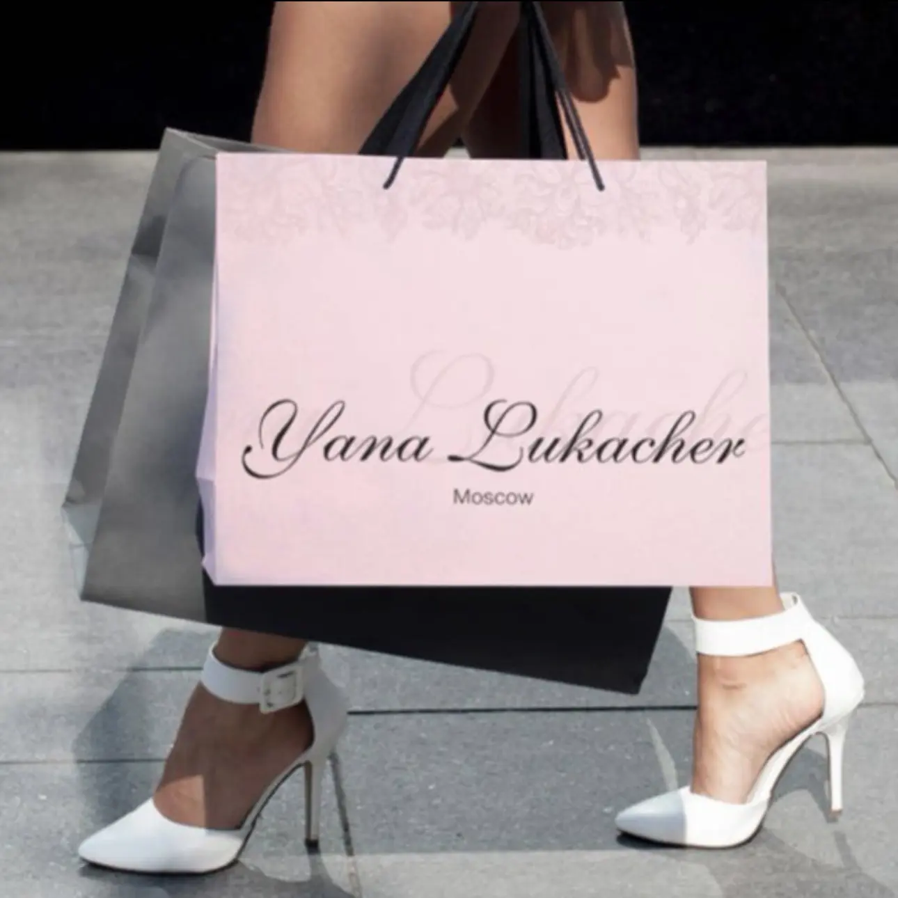 Yana Lukacher®