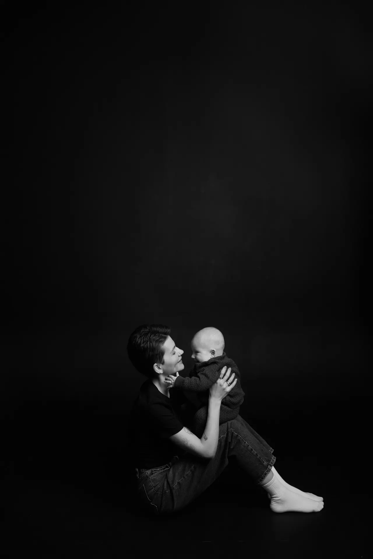 Ась, мы держимся!