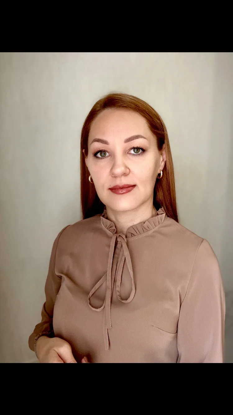 Юрист Елена Гедвина