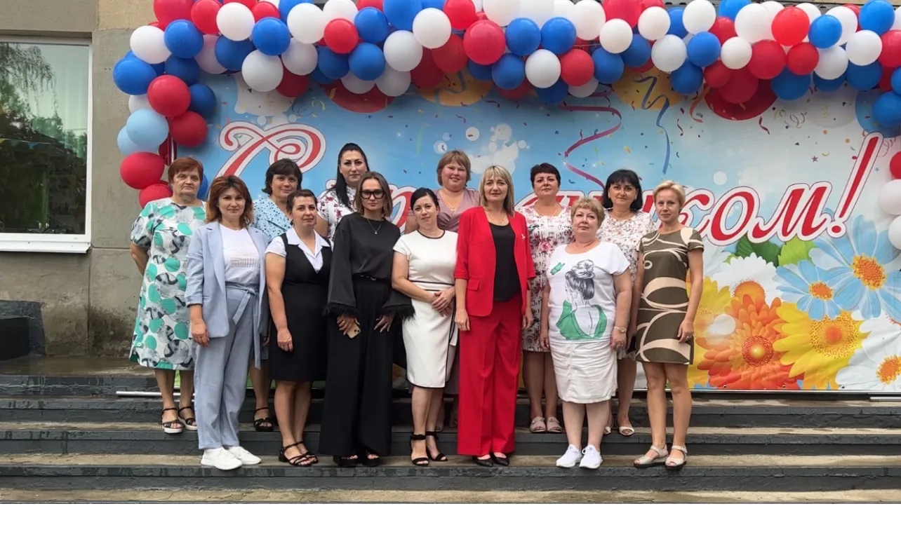 МБОУ СОШ№10 имени выпускника школы Д.С. Целовальника посёлка Голубая нива муниципального образования Славянский   район