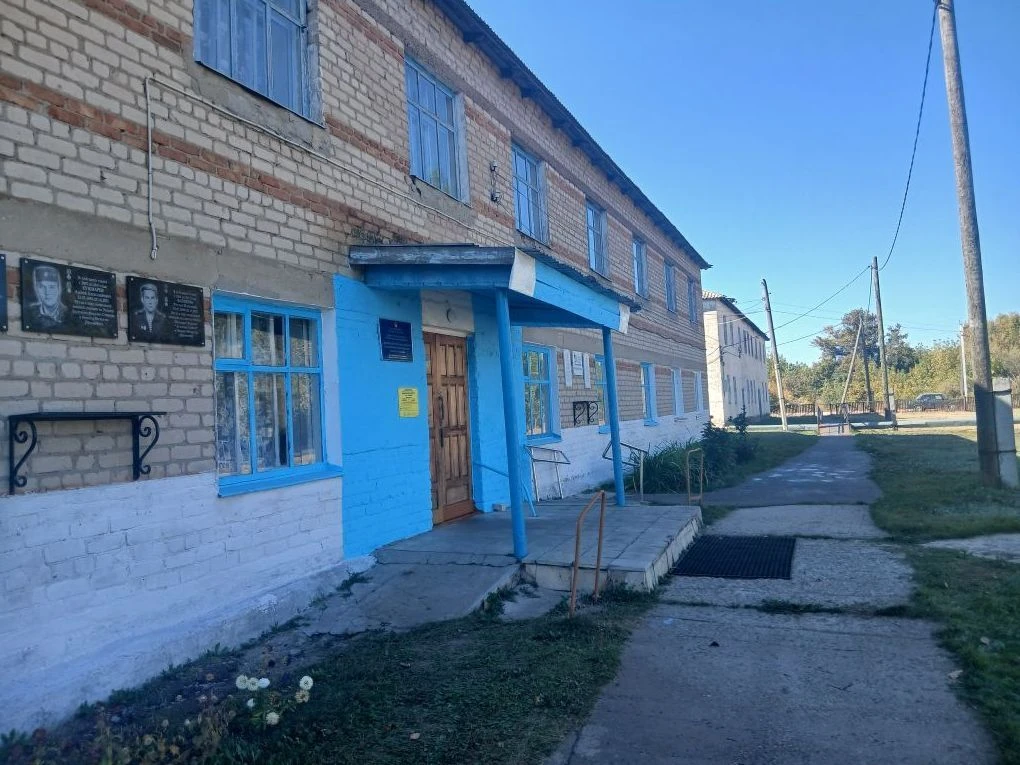 МАОУ Верхне-Бузулукская ООШ им.И.К.Медведева.