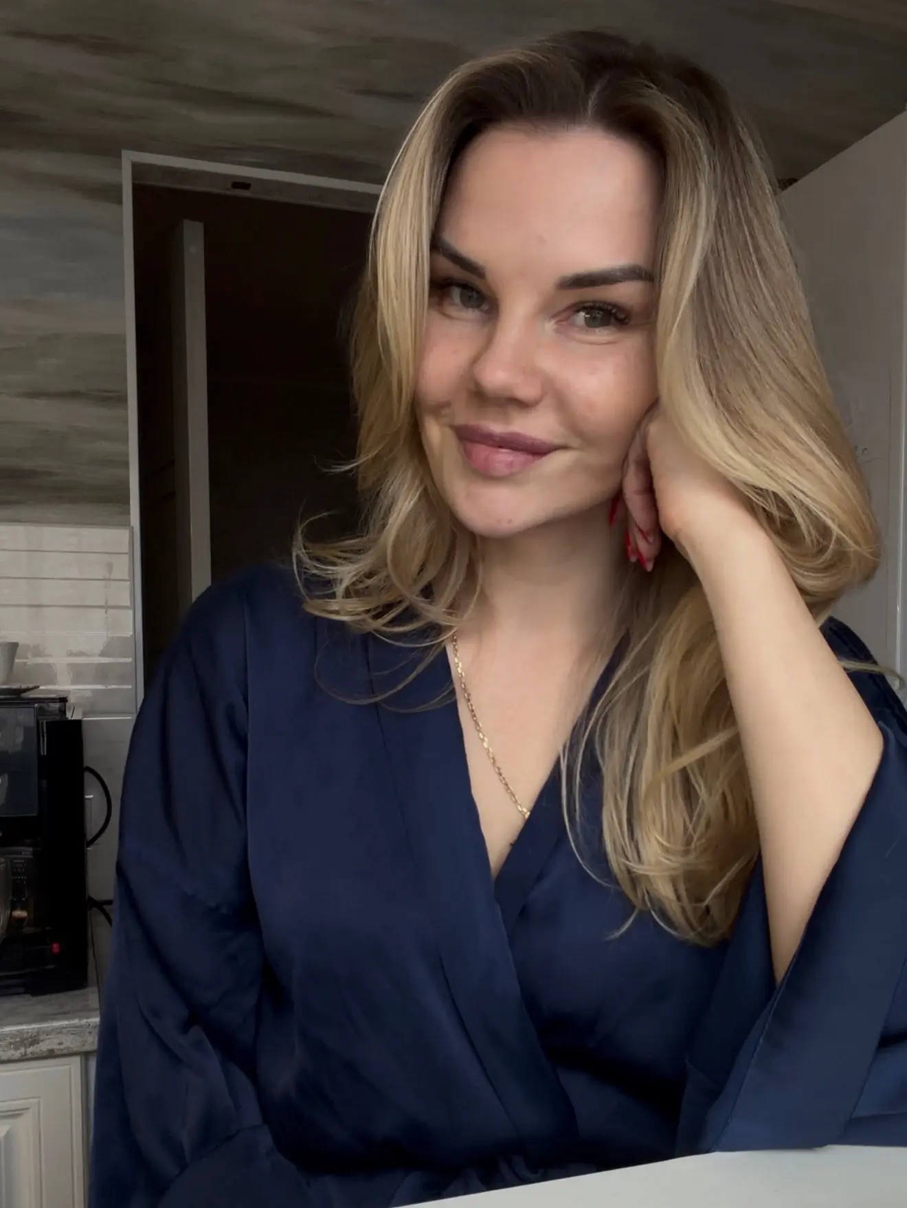 dasha_hudey печатает… — канал в мессенджере MAX