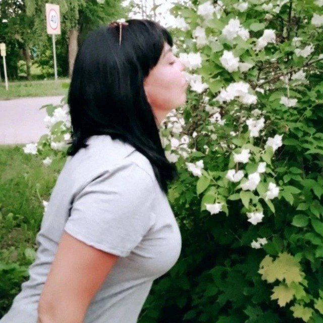 Шᴏᴨᴏʍᴀнᴋᴀ покупает