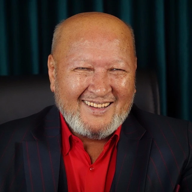 Master N — канал в мессенджере MAX