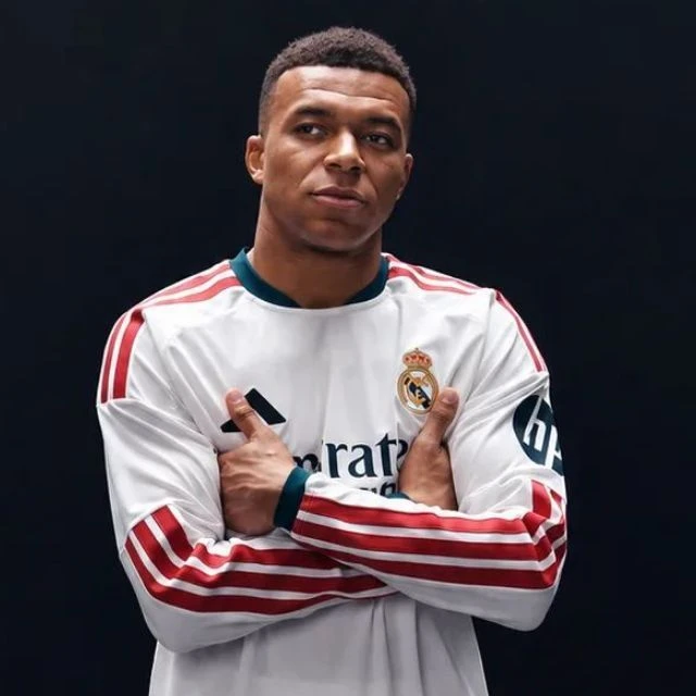 Килиан Мбаппе| Kylian Mbappe — канал в мессенджере MAX