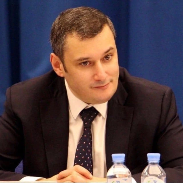 Александр Хинштейн