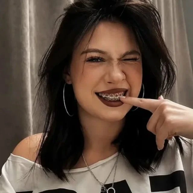 Соня Софарова💙🖤 — канал в мессенджере MAX