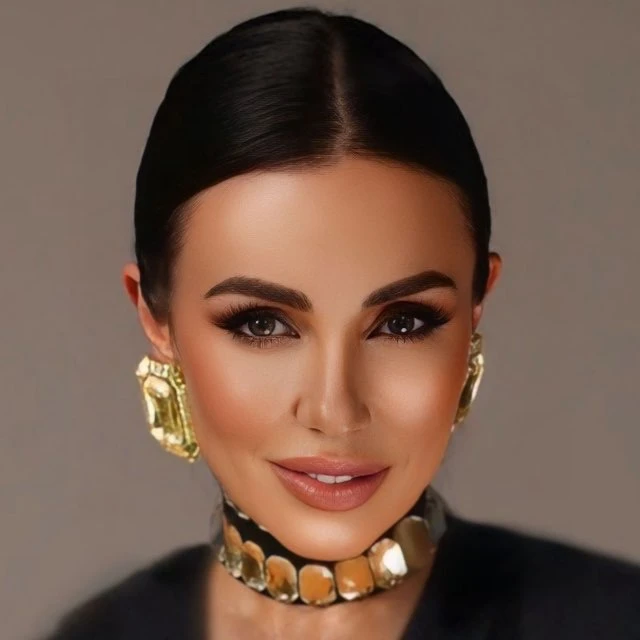 ЮЛИЯ ХАДАРЦЕВА | РАССТАНОВКИ