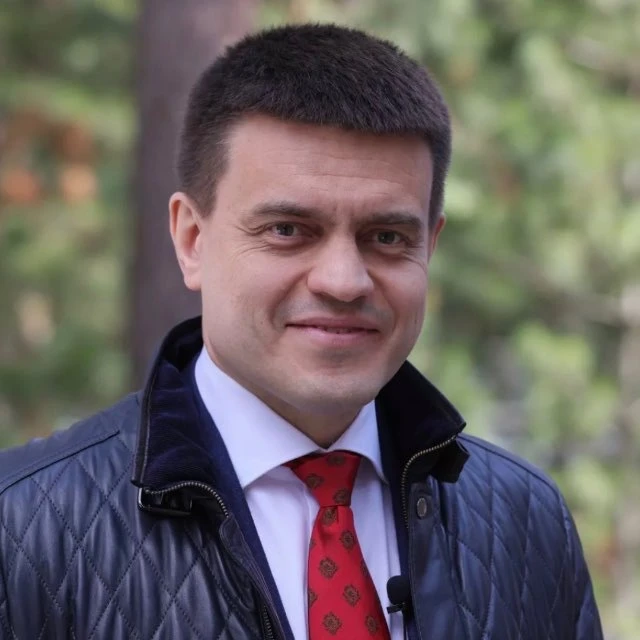 Михаил Котюков