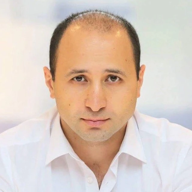 Доктор Карапетян. Пластический хирург