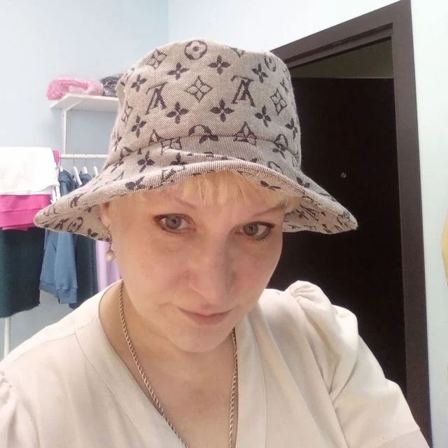 Елена Суворова — канал в мессенджере MAX