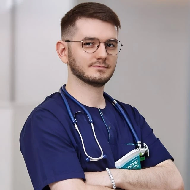 Педиатр Виктор Тютин