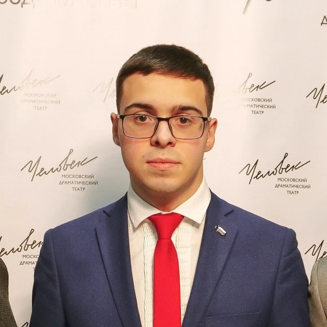 Роман Романовский — канал в мессенджере MAX