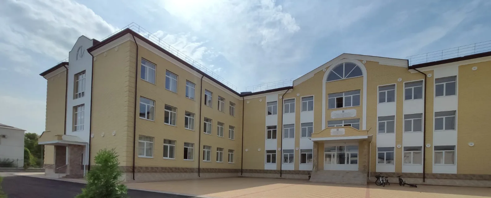 МКОУ «Лицей №7 имени Шуры Козуб с. Ново-Ивановского»