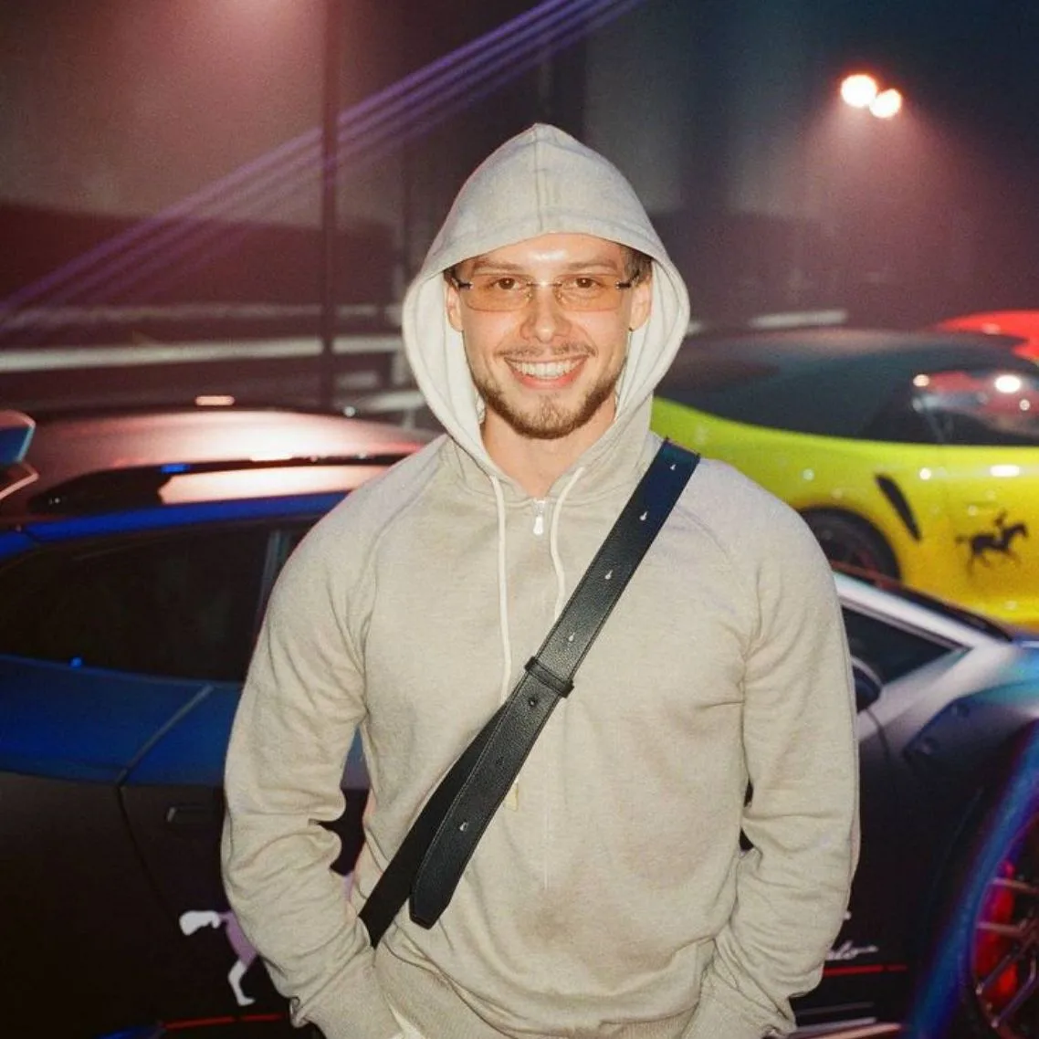 Янчик — канал в мессенджере MAX