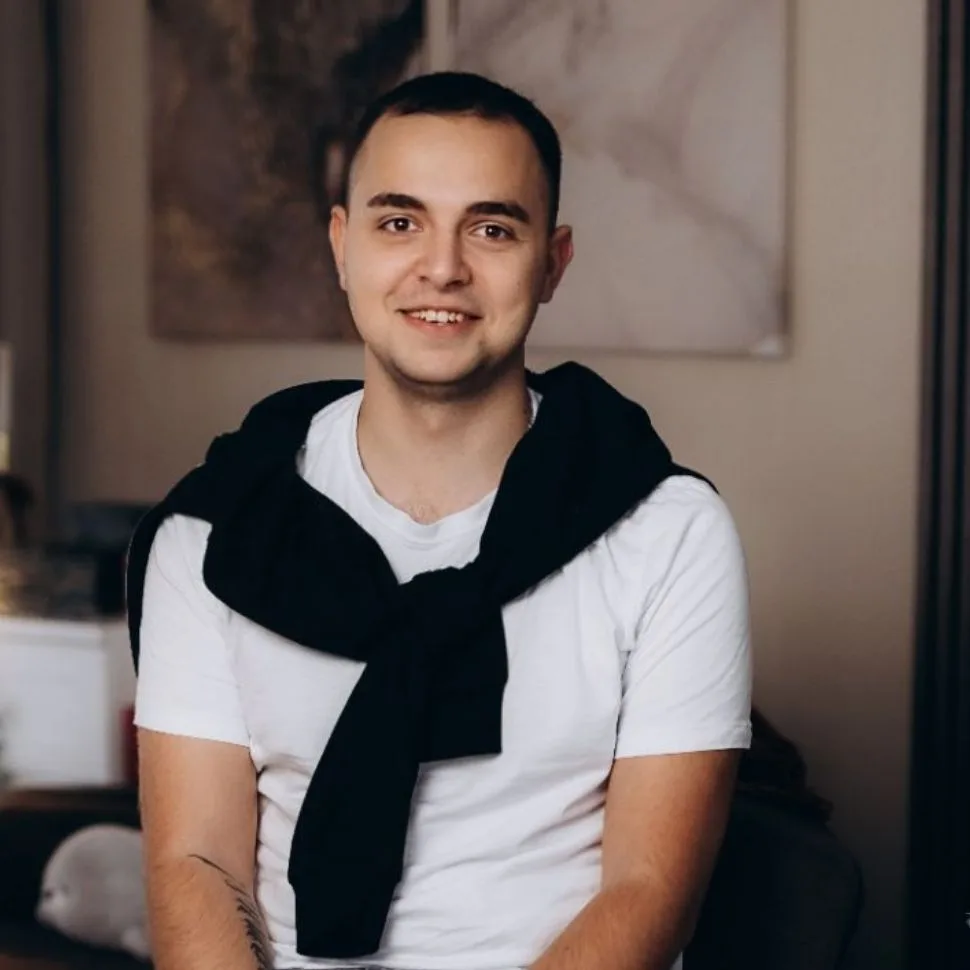 PRO всё и сразу — канал в мессенджере MAX