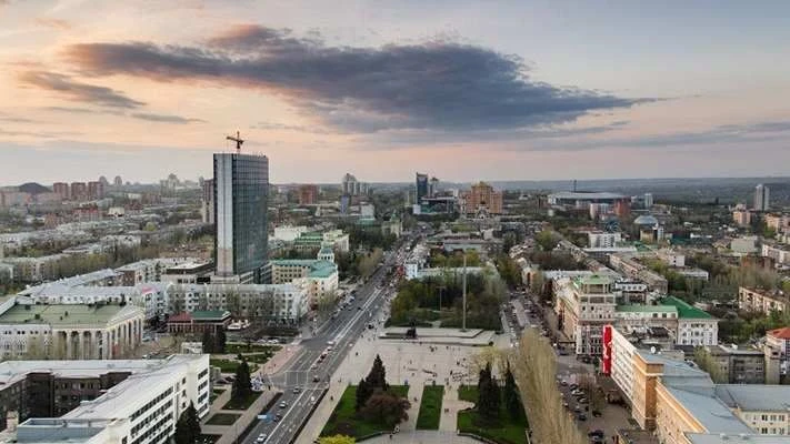 Это Донецк, детка! [Типичный Донецк] — канал в мессенджере MAX