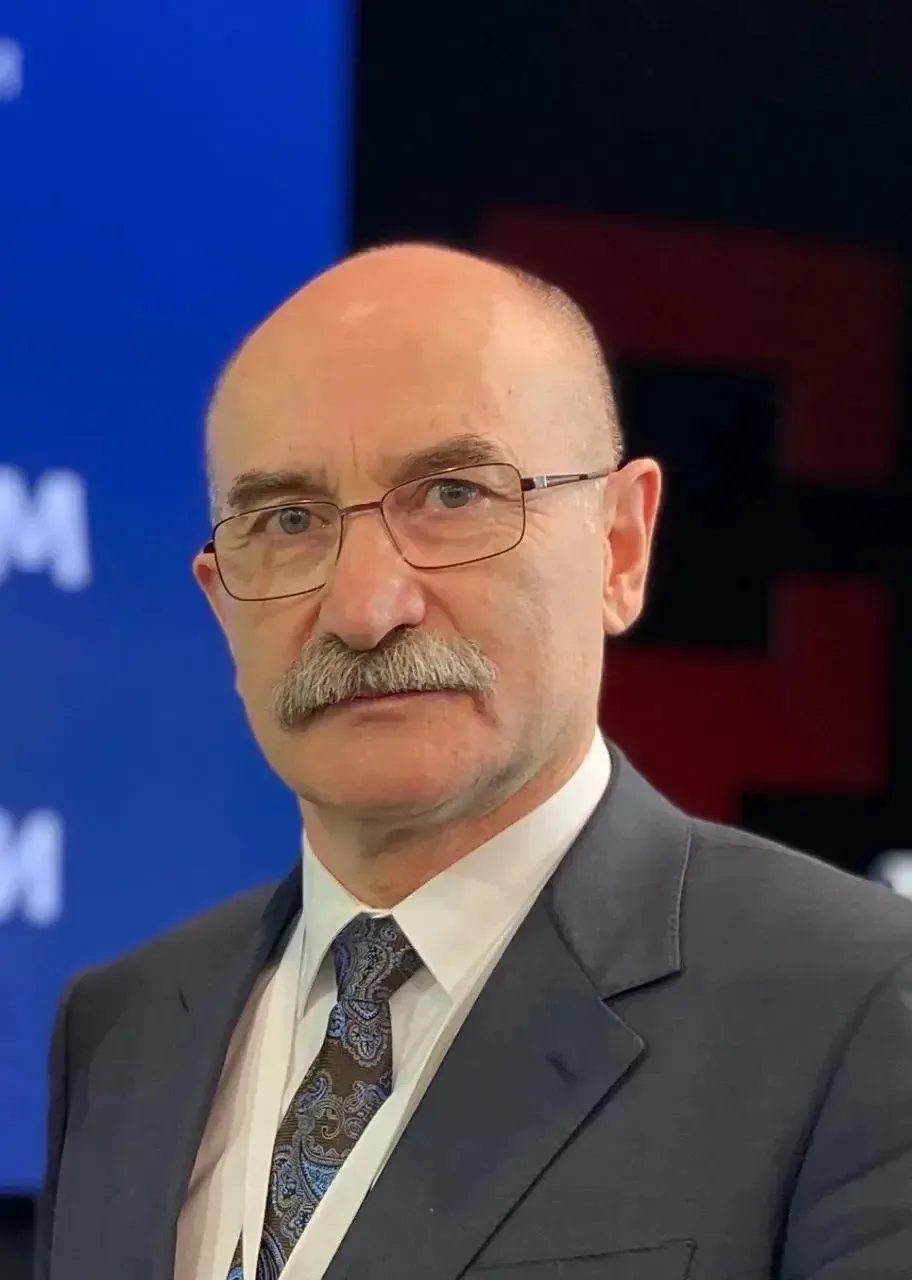 Валерий Хидиров — канал в мессенджере MAX