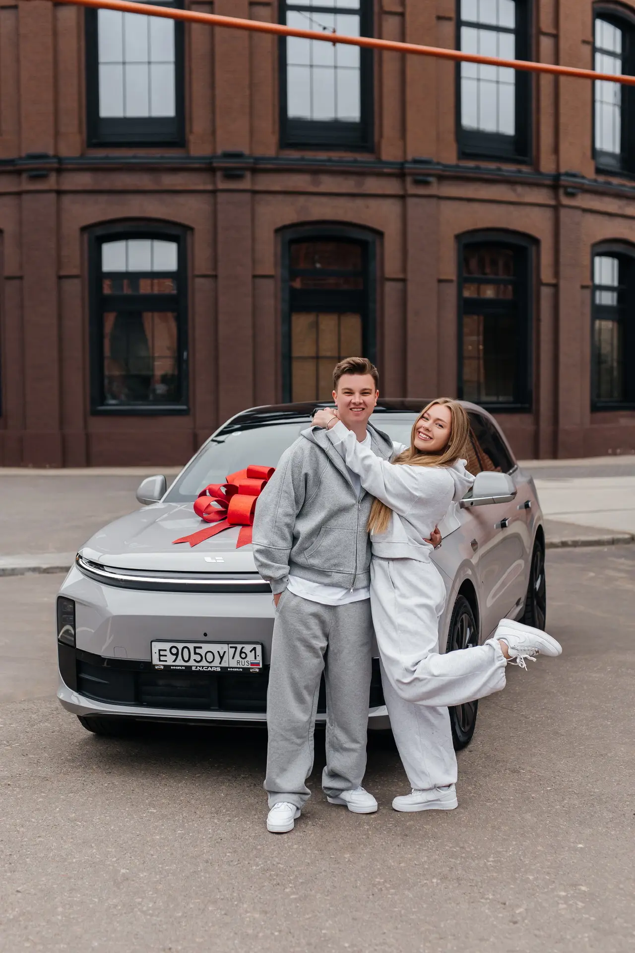 Маша и Роберт | Герберы