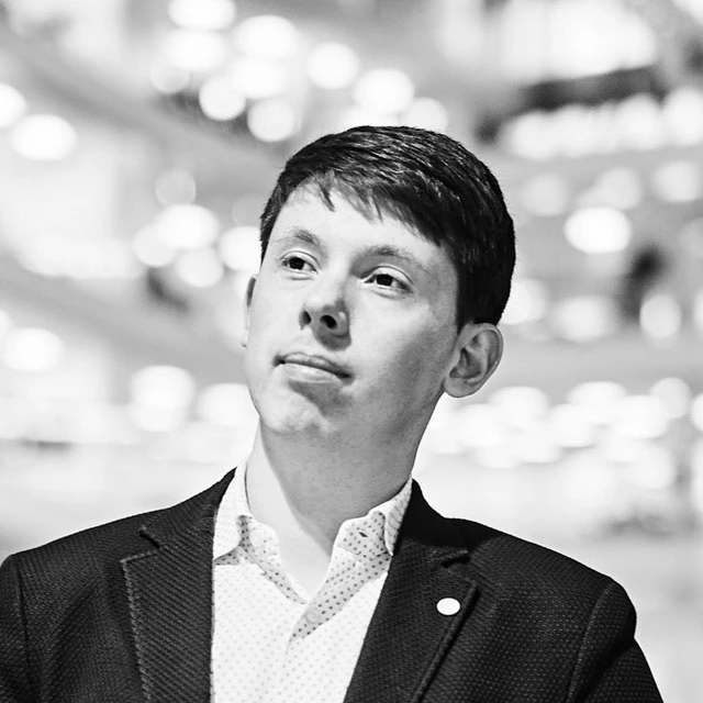 Никита Словиковский — канал в мессенджере MAX