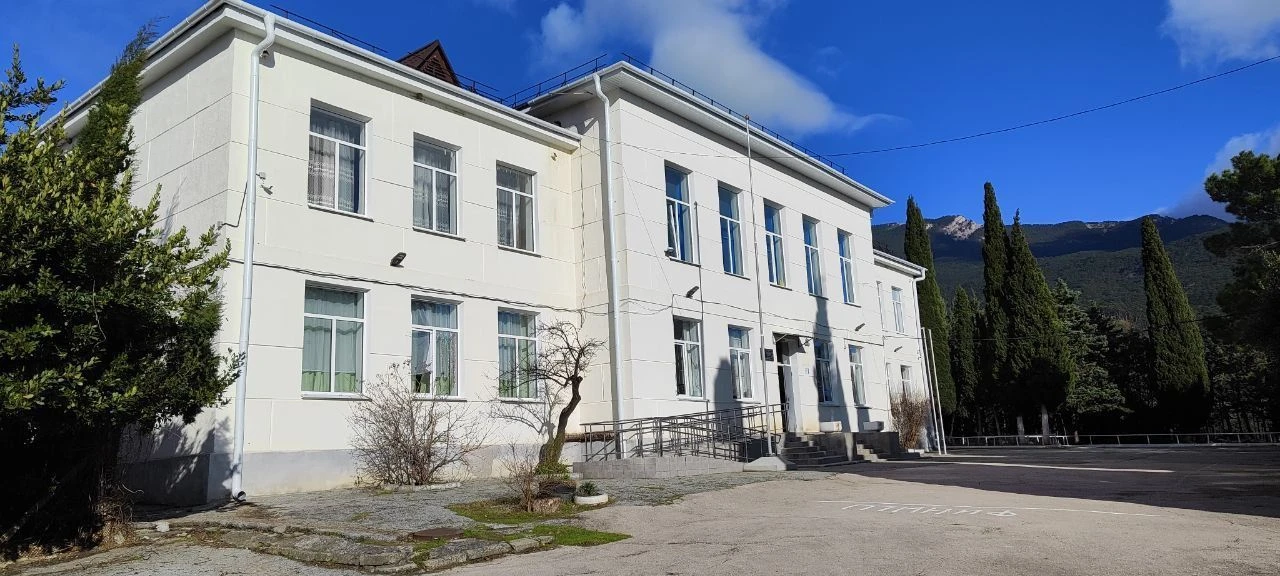 МБОУ "ЯСШ № 8"