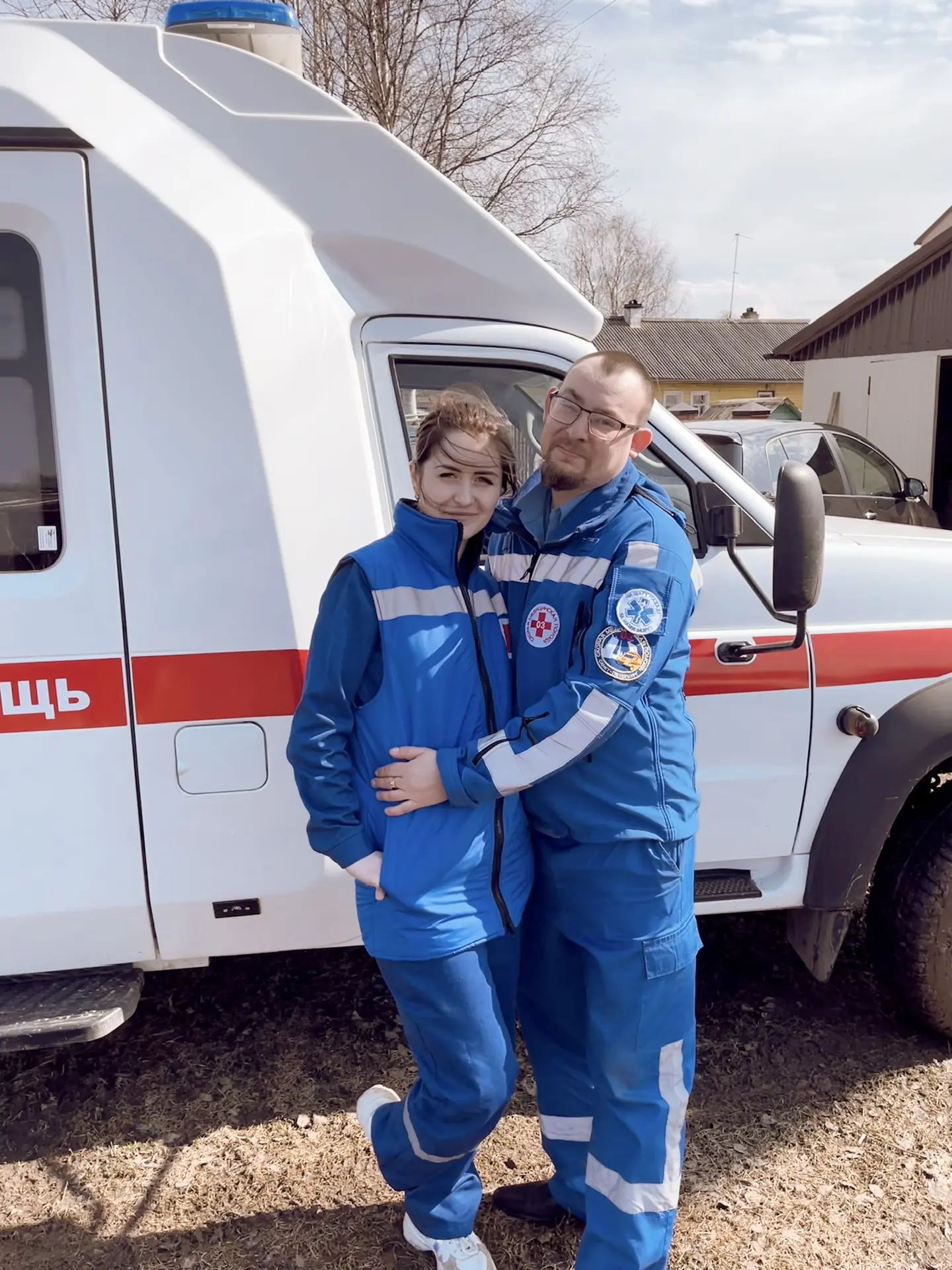 Под звуки сирены