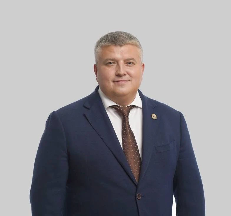 Александр Дронов — канал в мессенджере MAX