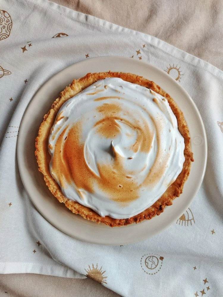 Пахнет шарлоткой
