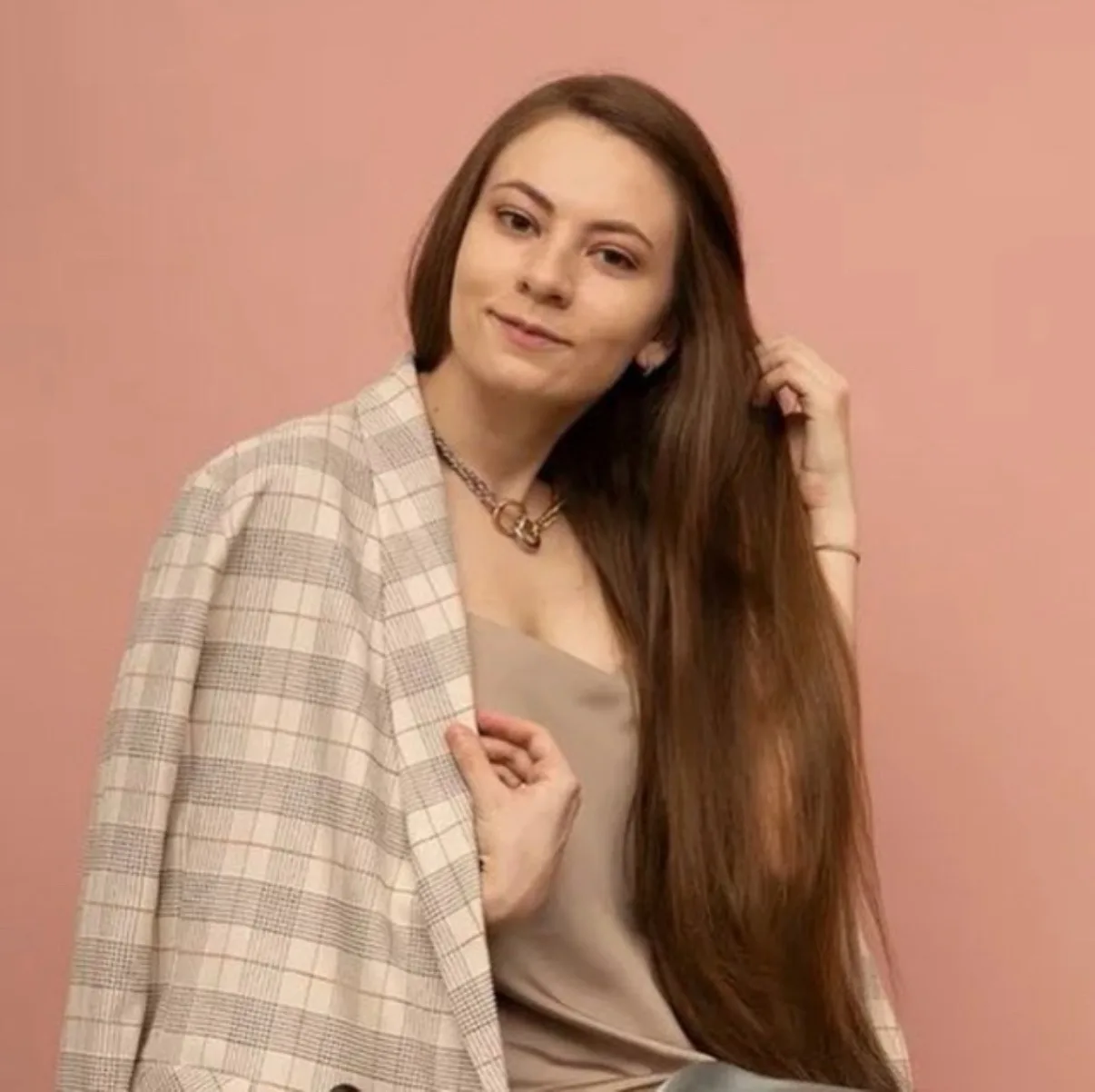 Мама носит Prada — канал в мессенджере MAX