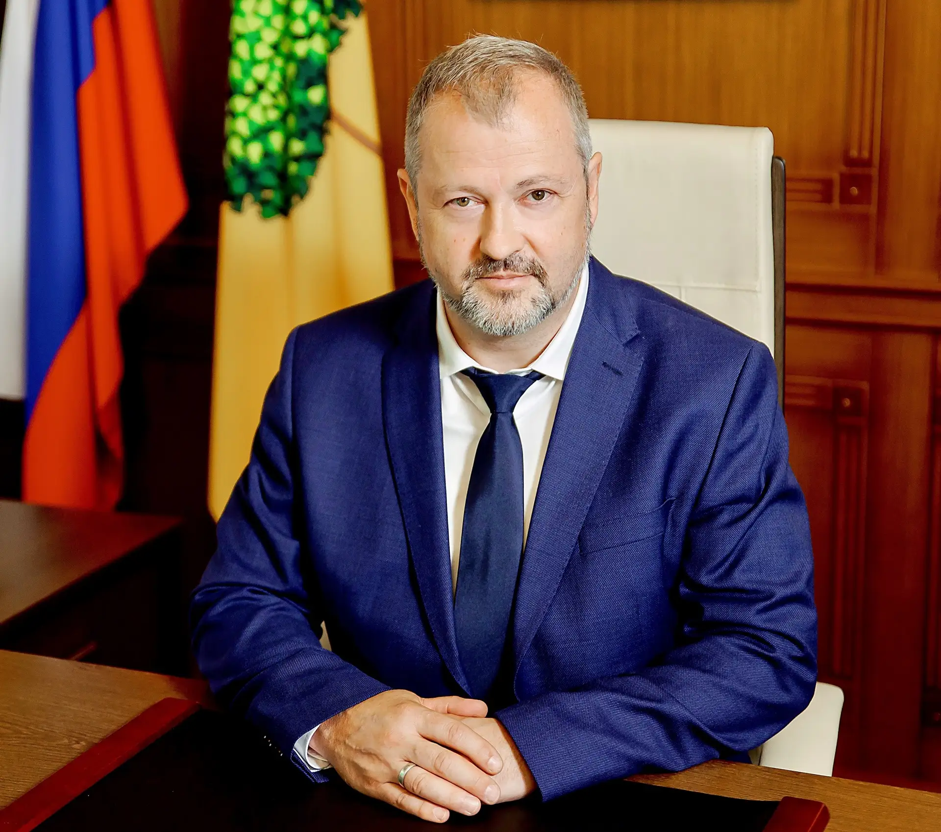 Михаил Щербаков — канал в мессенджере MAX