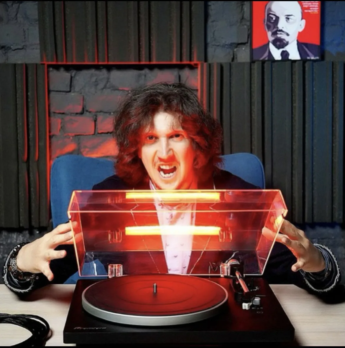 Rodion "DroidOne" Chirkov — канал в мессенджере MAX