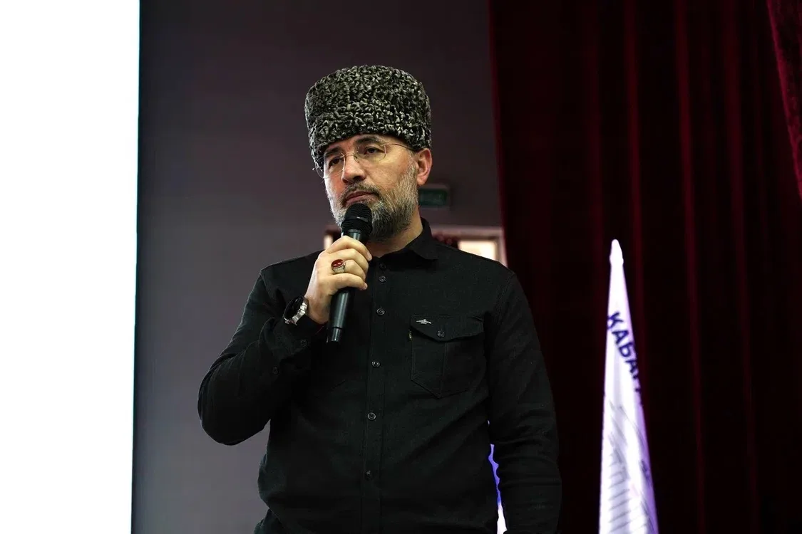 Алим Сижажев — канал в мессенджере MAX